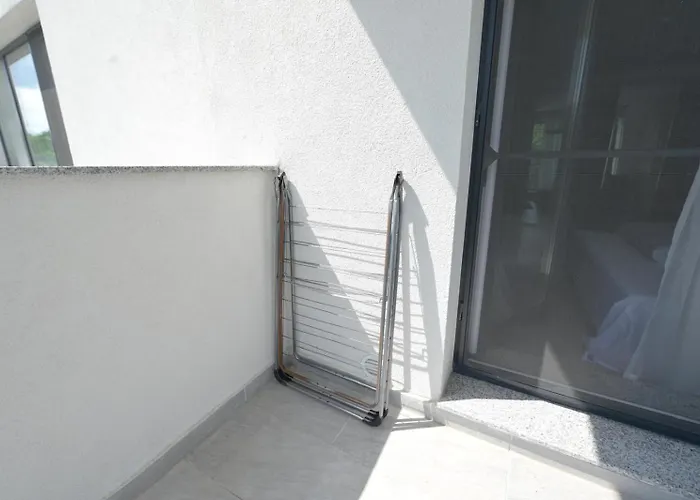 Chic Near Therme And Airport