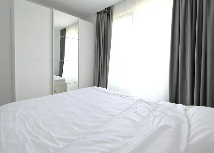 Appartement Chic Near Therme And Airport Boekarest